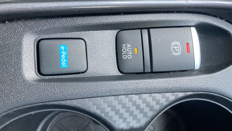 Nissan Juke 1.6 Hybrid N-Connecta 5dr Auto Hybrid Hatchback